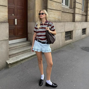 �羳�羳�W��Ů�b���uͨINS�����Ը������L�������ð��޶�ȹ�@��