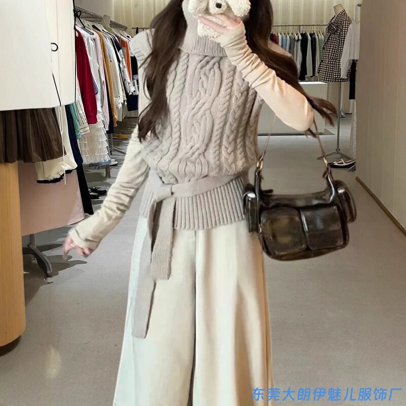 High-Neck Pullover Loose Cable-Knit Sleeveless Solid Color 2026 Autumn and Winter Gentle Style Knit Vest Top for Women High-Neck Pullover Loose Cable-Knit Sleeveless Solid Color 2026 Autumn and Winter Gentle Style Knit Vest Top for Women