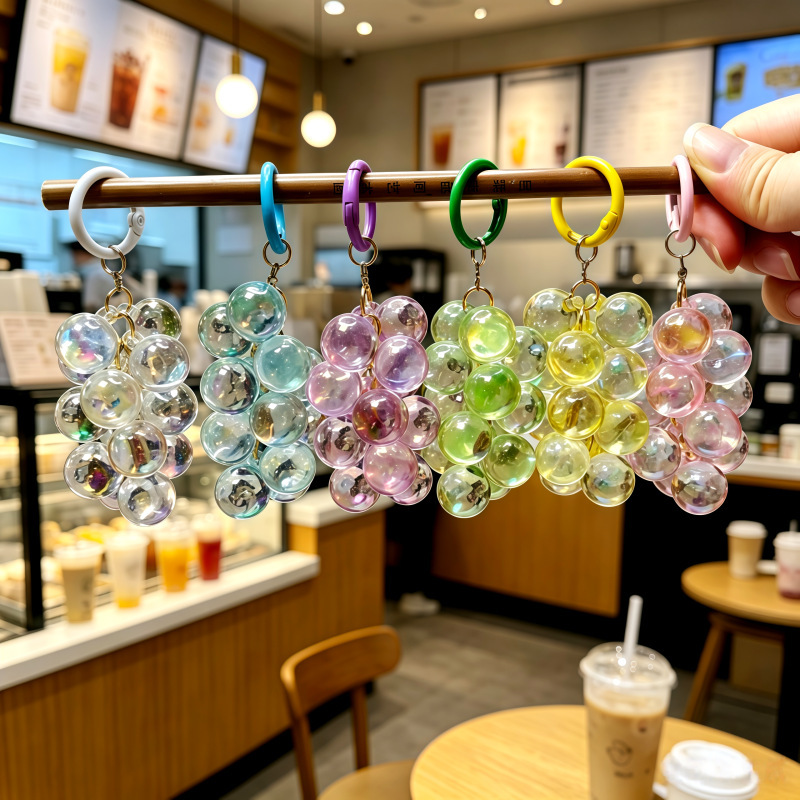 Transparent Acrylic Grape Bunch Keychain Pendant, Fresh Style Crystal Grape Phone Keychain, Wholesale from Manufacturer Transparent Acrylic Grape Bunch Keychain Pendant, Fresh Style Crystal Grape Phone Keychain, Wholesale from Manufacturer