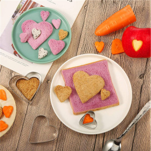 Heart-shaped Biscuit Cutting Mold Plum Blossom Mold Love Mousse Mold Stainless Steel Cutting Mold Fold Sugar Cake Mold Shrimp Full