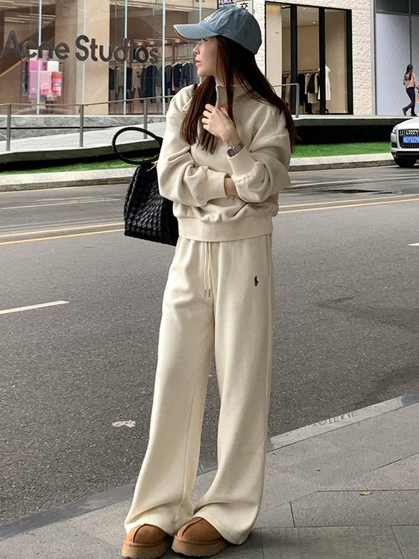Cashmere Sportswear Suit for Women in Spring and Autum, Lazy Style, Loose Slimming Look Stand-Up Collar Sweatshirt, Wide-Leg Pants, Casual Two-Piece Set
