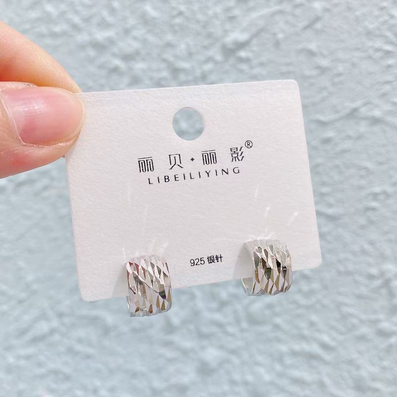 Liyin/Libeliying S925 シルバー針 C タイプイヤリングハイエンドファッション個性ニッチイヤリング女性のためのヨーロッパとアメリカの INS|undefined