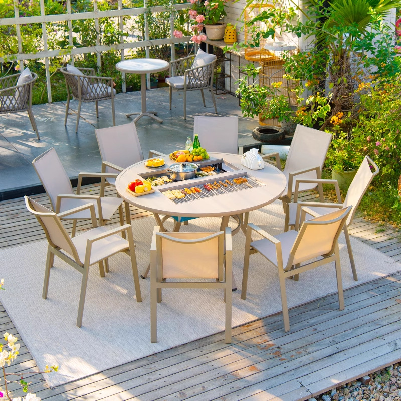 Mesa y silla de patio al aire libre, madera plástica, casa nórdica, patio al aire libre, jardín al aire libre, balcón, combinación de terraza de ocio