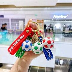 新型ソフトゴムサッカーワールドカップのキーホルダーはサッカーのペンダントを模倣しています。