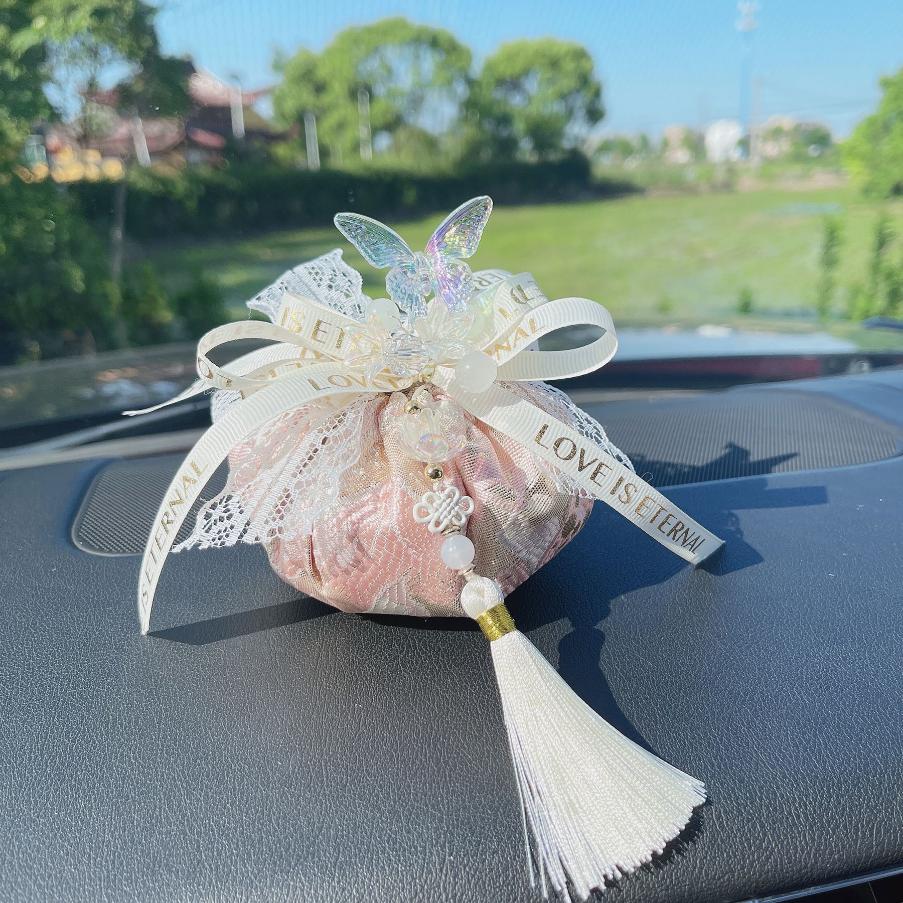 Guofeng Car Bamboo Charcoal Aromatherapy Bag Internet Red Butterfly Tassel Car Ornaments New Smell Removal Car Interior Decoration Supplies