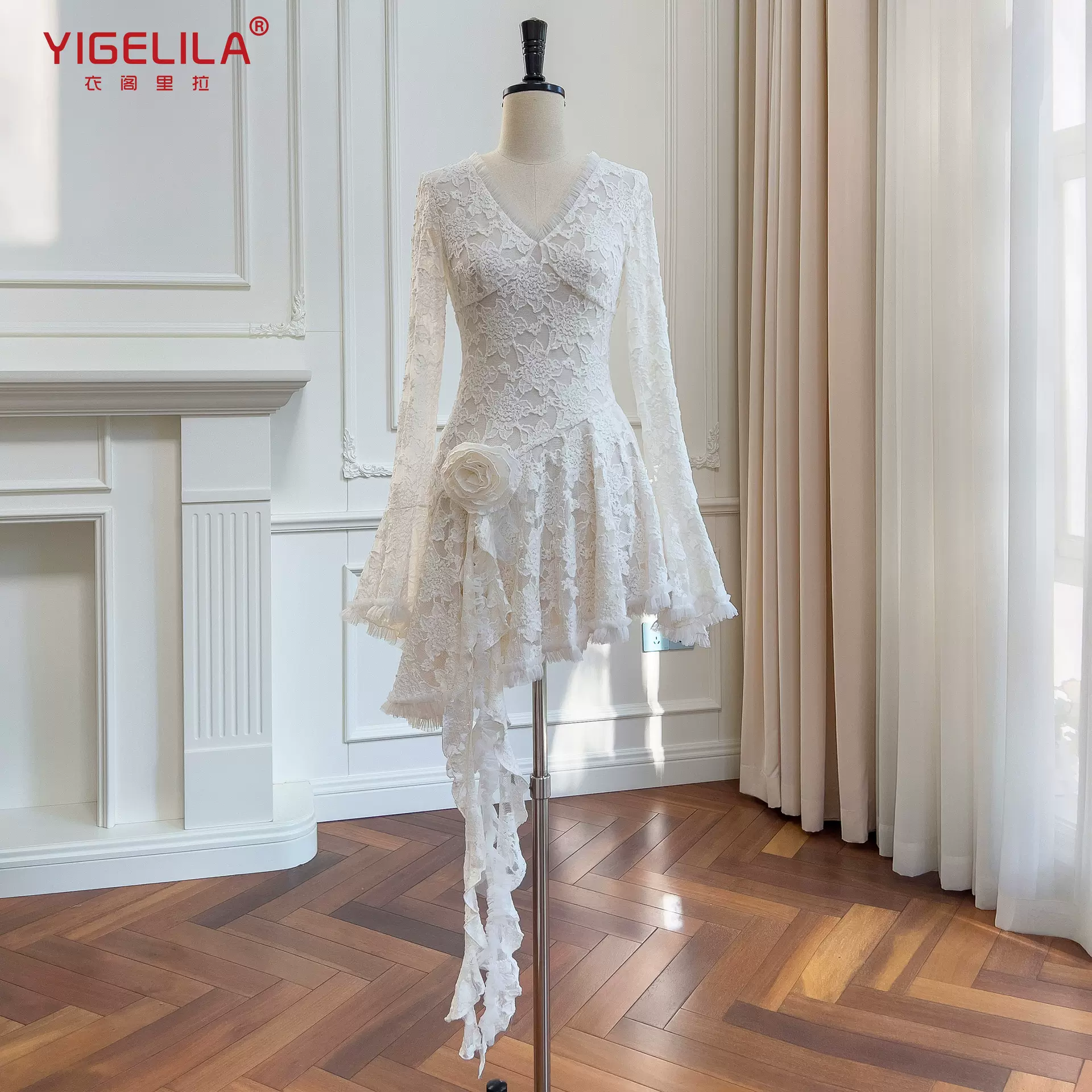 法式蕾丝V领不对称连衣裙浪漫荷叶边修身显瘦斜摆礼服短裙女68885