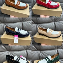 ���Q�W���͹�ƴɫ����Ӣ����ʽƤЬһ�_��Ӣ�����e����Ь