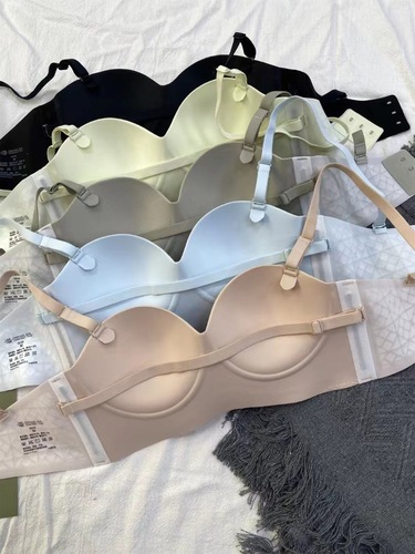 Seamless three-dimensional push-up non-slip underwear for women with small breasts, sexy and beautiful back, one-cup bra without rims, film cup