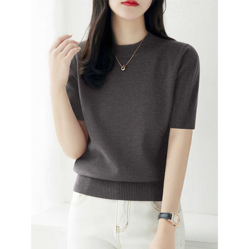 Elegant and Fashionable 5-Button Sleeve Knit Top for Women, Summer New Arrival, Slimming, Round Neck, Loose Fit, Layering Base Shirt
