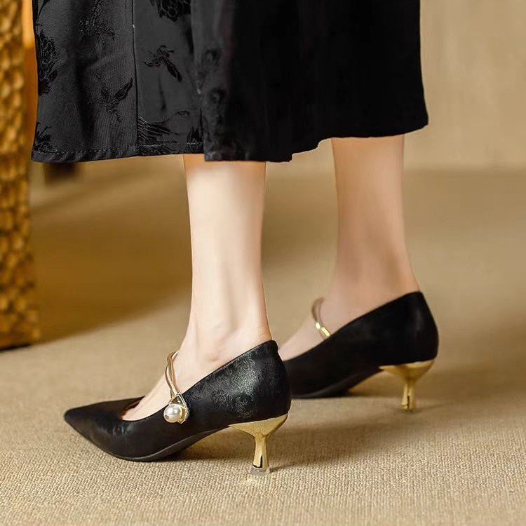 2025 Autumn New Style Chinese-Style Elegant Casual Fashion High-Heeled Shoes For Women With Pointed And Closed Toe_vogvips.com
