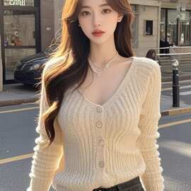2025秋冬新款胖mm女士针织衫v领开衫上衣修身冬季打底毛衣女秋季
