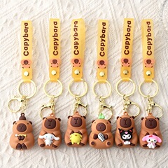 新商品のカピバラのキーホルダーが可愛いです。