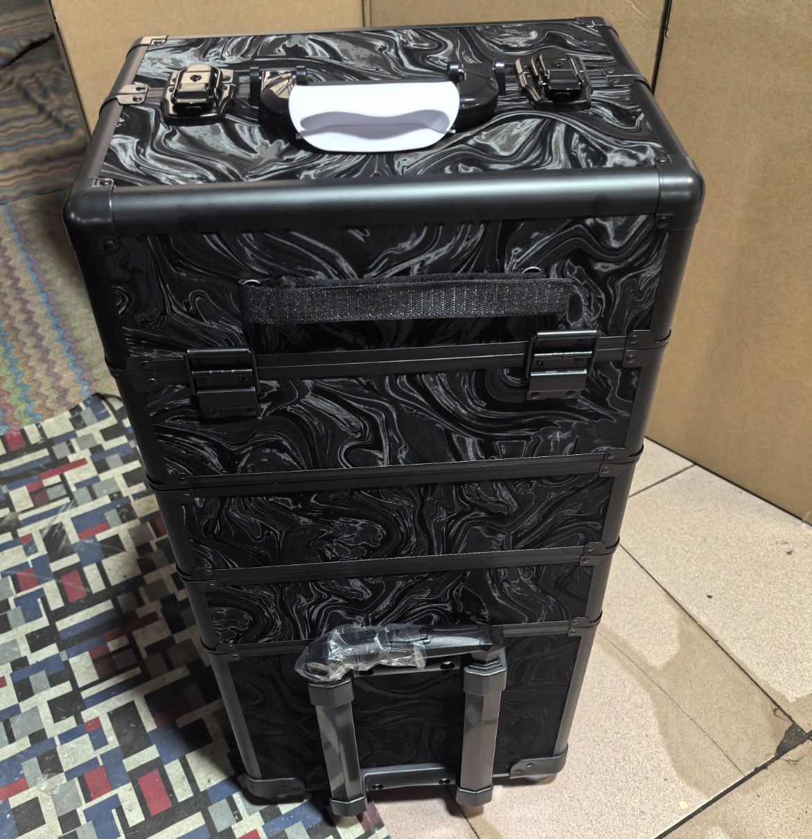 En stock profesional de maquillaje de uñas carro cosmético caso de maquillaje caso de gran capacidad conveniente universal rueda tatuaje bordado Caja de Herramientas