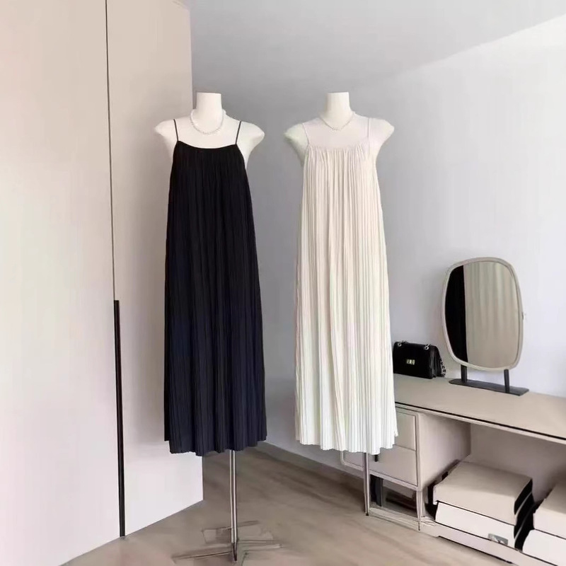 Clearance Sling Loose dress Summer 2025 New Style Temperament Simple Drape All-match Slimming Pleated Long Dress Clearance Sling Loose dress Summer 2025 New Style Temperament Simple Drape All-match Slimming Pleated Long Dress