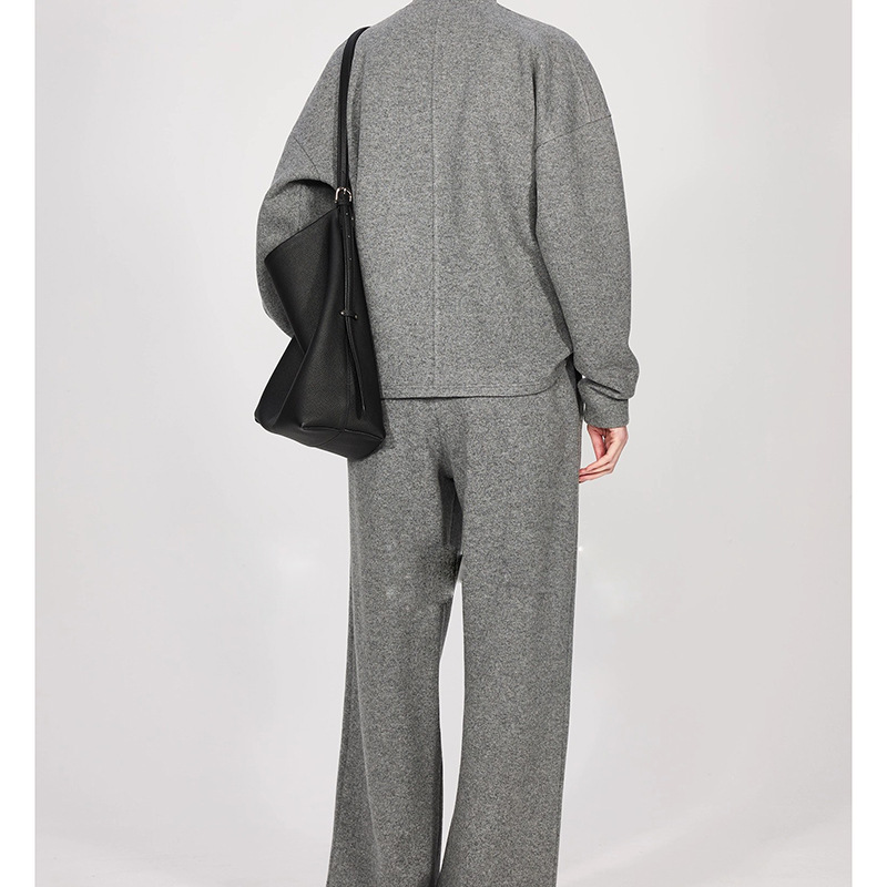 Black Label/High-Density Knit Fleece with a Fluffy Cloud-Like Feel, Oversized Sweatshirt Set, New Winter 2026 Fashion