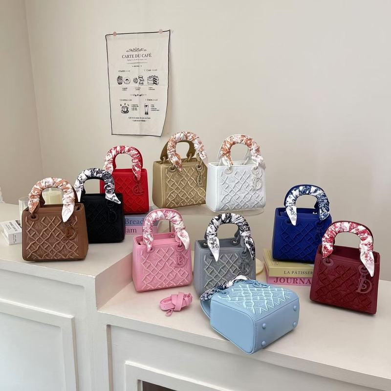 重工業刺繍多用途ダイアナ妃バッグ新しいファッションシルクスカーフハンドバッグ女性のハイエンドショルダーメッセンジャーバッグクロスボーダー|undefined