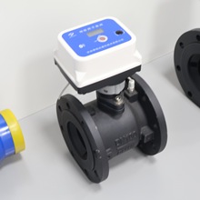 V��ϵ��늄��{�����y��Ԫ��������ƽ���y��y�ضȿ����{���y