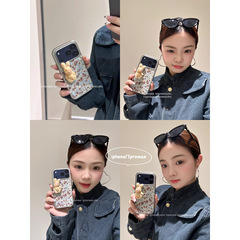 复古ins蓝棕碎花立体兔子公仔适用苹果17promax手机壳iphone16pro