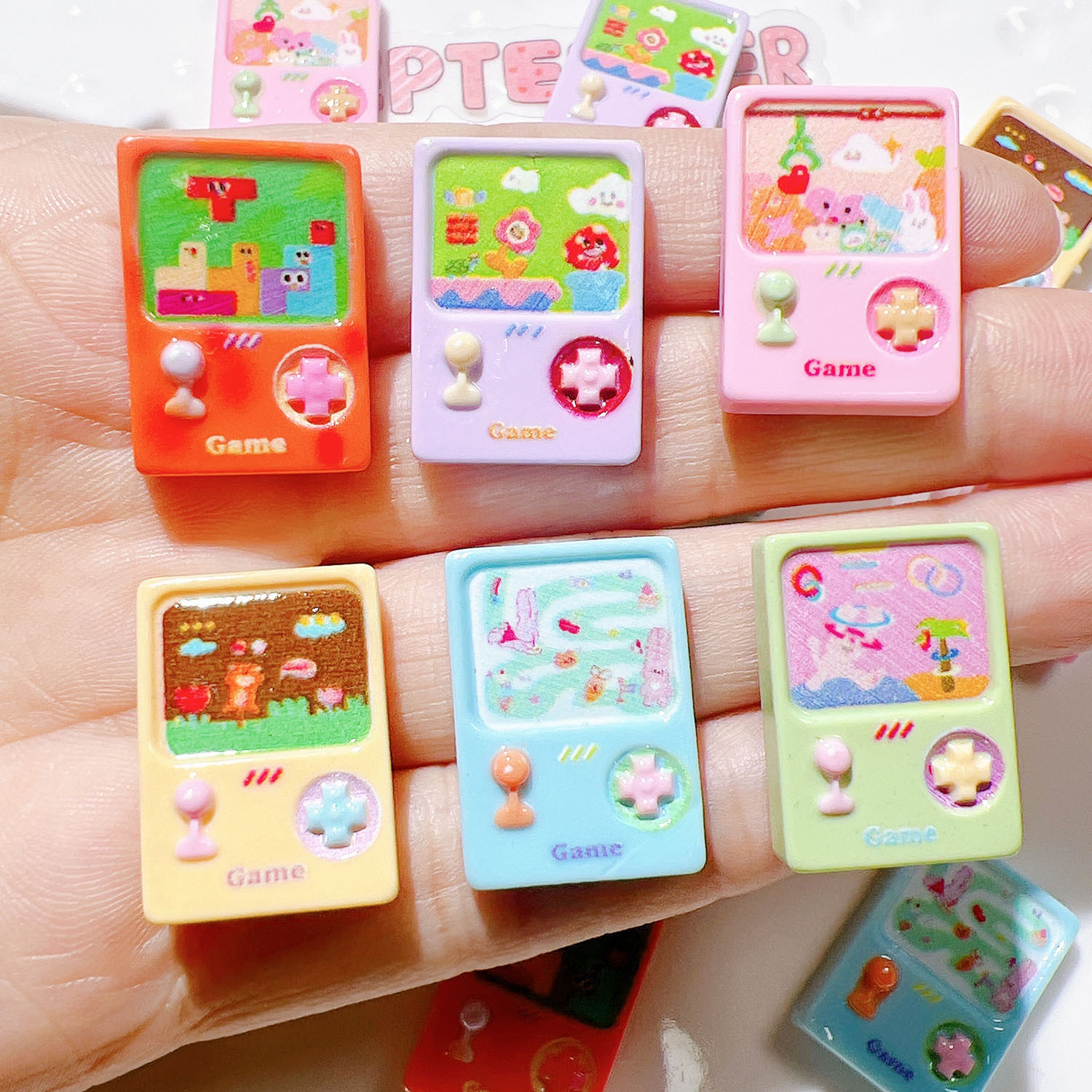 樹脂部品卸売りdiyアクセサリー手作り材料靴花コップクリームヘアピン髪飾り子供時代ゲーム機