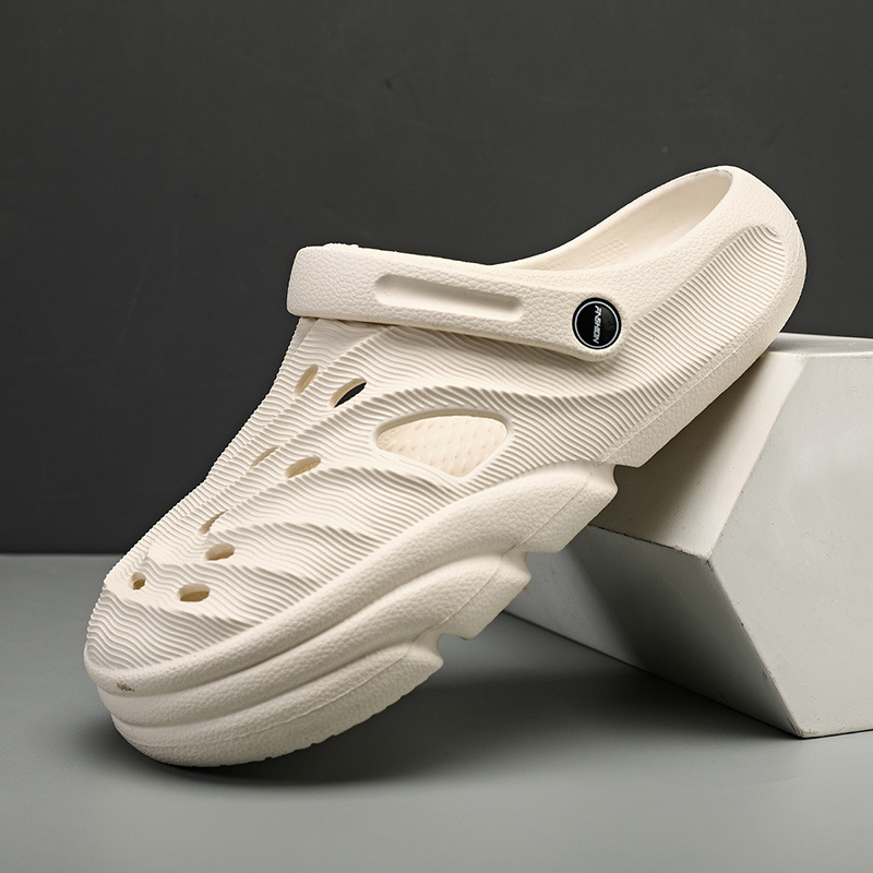 Verano nuevo anti-deslizante de fondo suave zapatos de agujero hombre zapatillas de playa al aire libre EVA zapatillas casuales antideslizantes