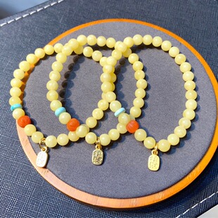 Natural Russian beeswax single-circle bracelet full of honey white nectar size 6.2mm weight about 4.6 grams of Russian white flower string