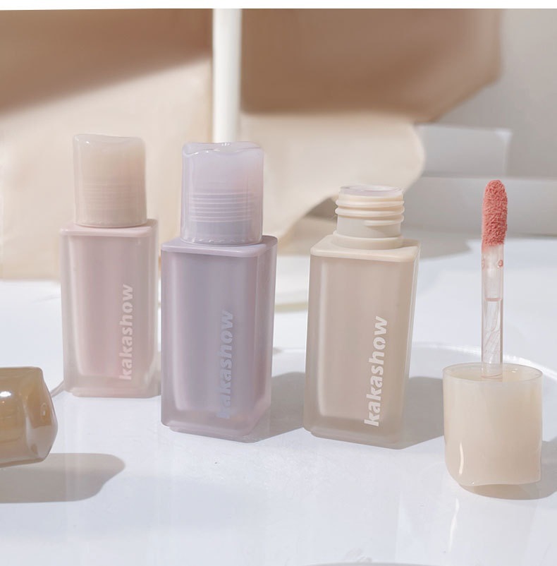 kakashow Pink matte nude lip Gloss, a natural summer matte lip mud that makes the skin look fairer and less likely to stick to a cup of soft matte lipstick undefined