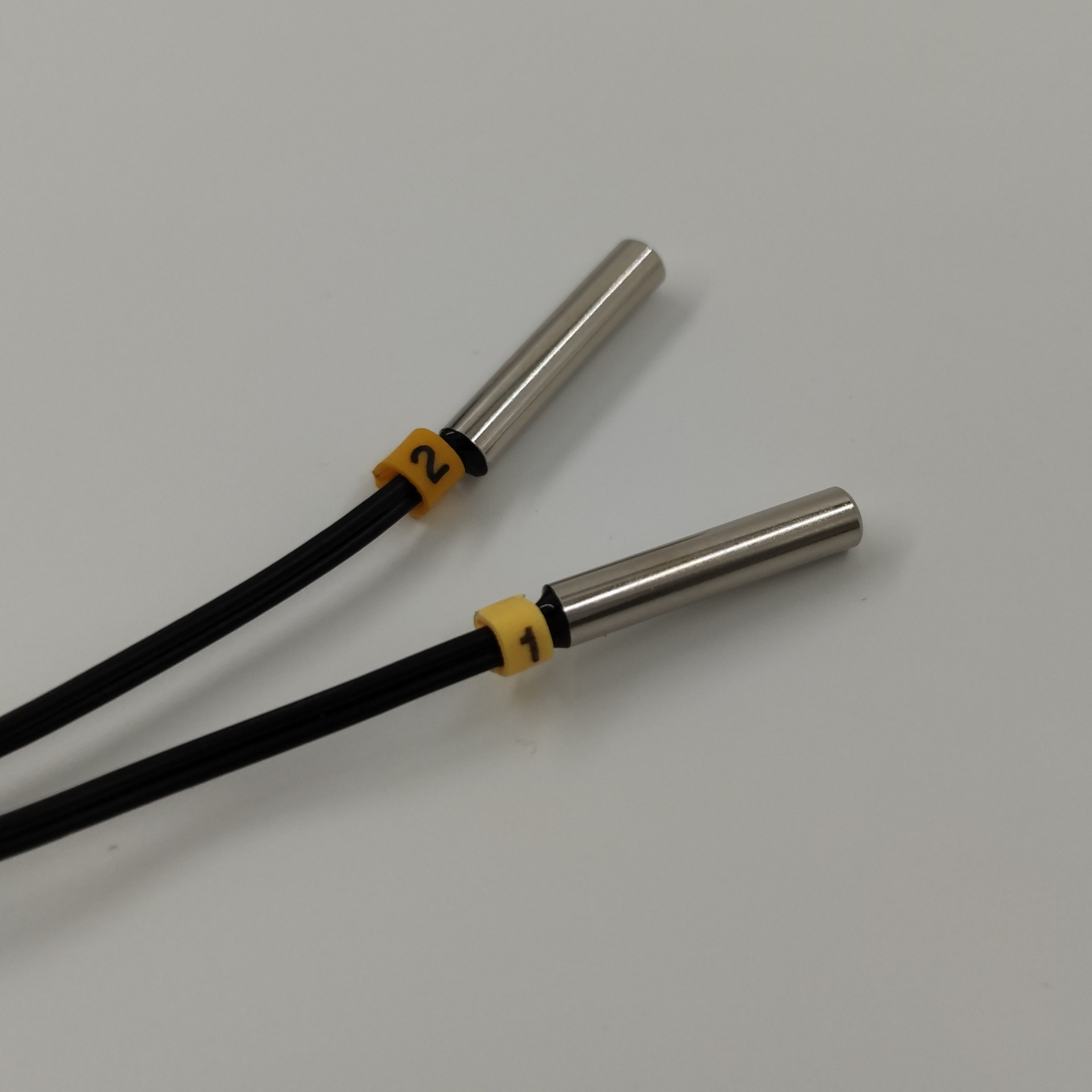 ����ֱ��˫·�¶ȼ�¼��DL-W21�����������ҽҩ��֤�¶ȼ�