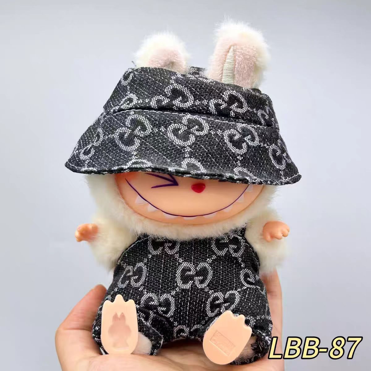 17 cm LABUBU una y dos generaciones de muñecas de polilla universal caja ciega fiesta pequeña falda de viento serie de accesorios de ropa de bebé