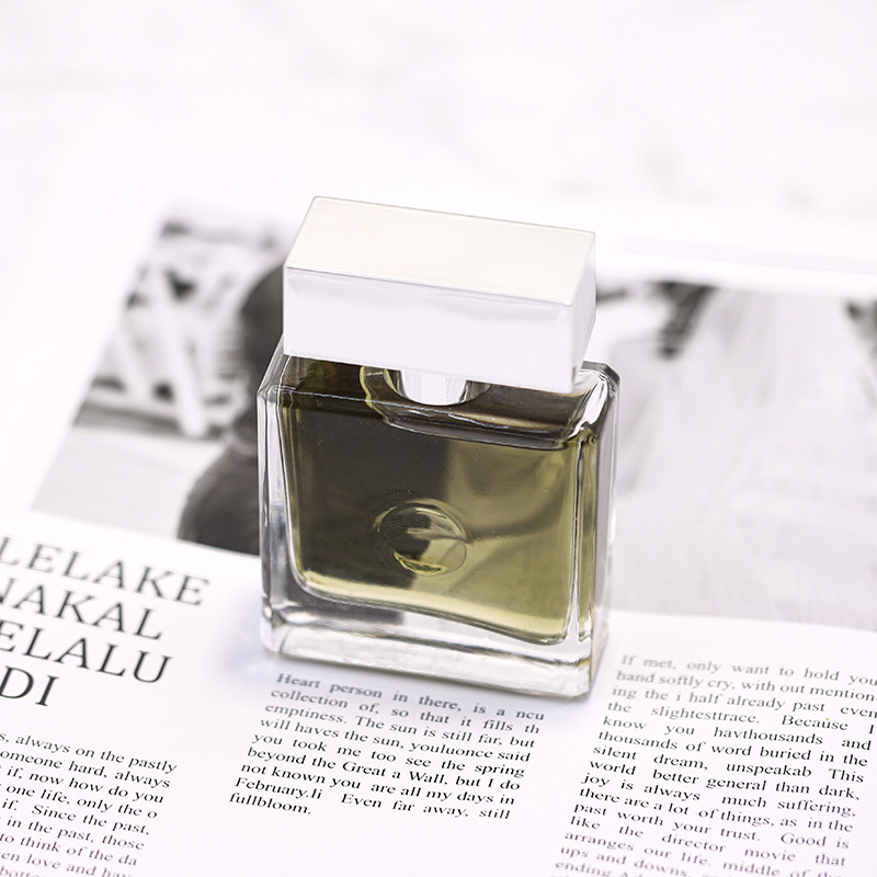 销售30ml方形玻璃香水瓶瓶身带圆形凹槽卡口香水瓶