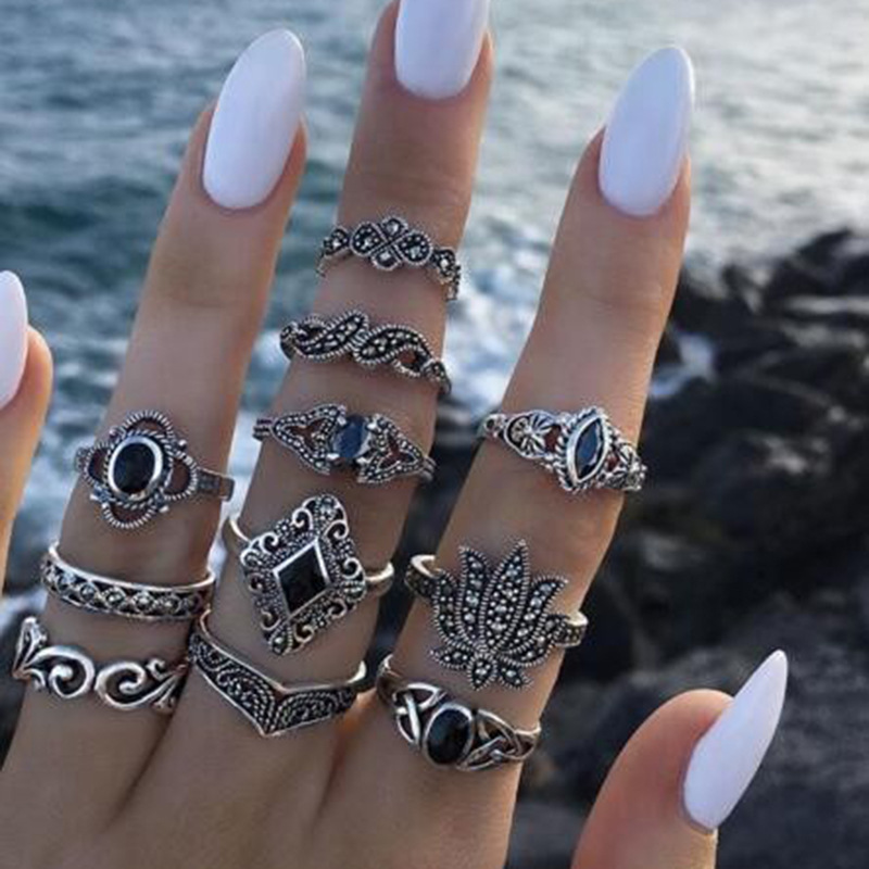 Minimalist Stackable Band And Cubic Zirconia Ring Set For Women_voghion.com