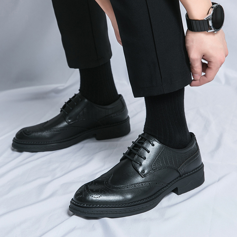 Hombres de cuero de vaca Bloc tallado zapatos de cuero otoño-invierno 2024 hombre vestido de negocios de suela gruesa zapatos de boda