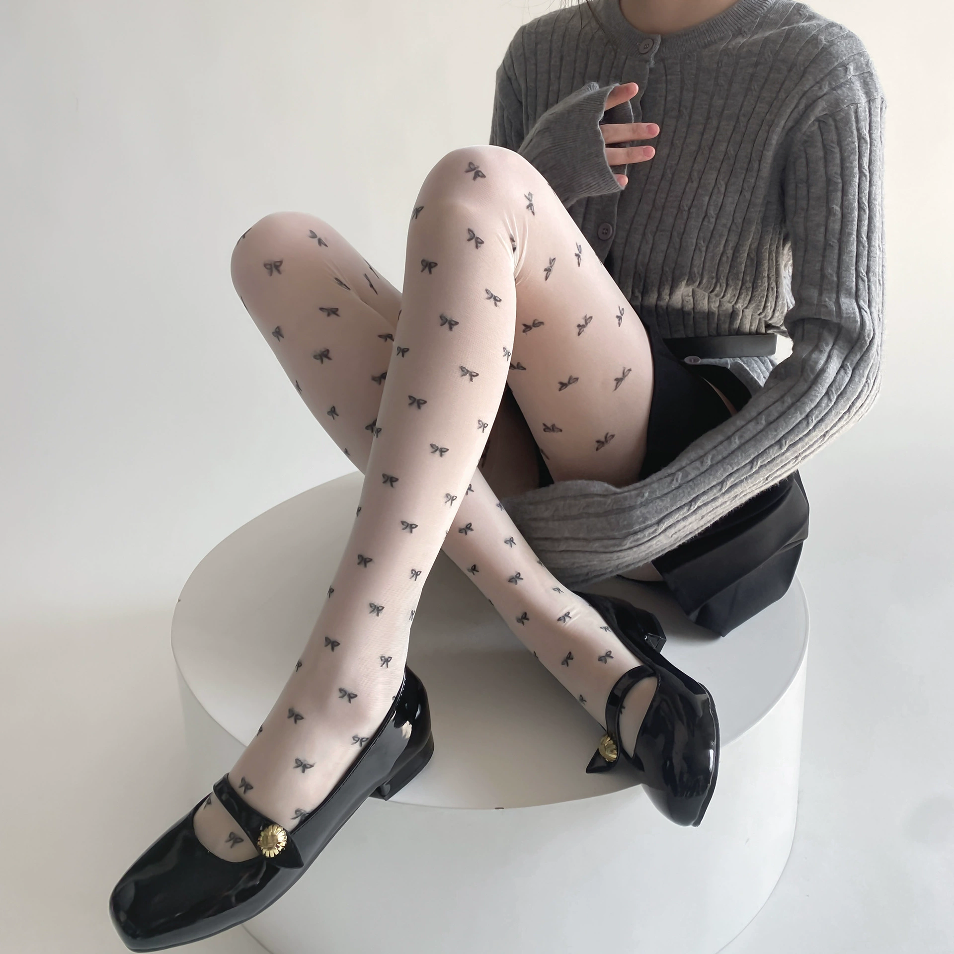 Чулки (жен.) core-silk twisted, супертонкие полупрозрачные колготы с мелким горошком и сердечками