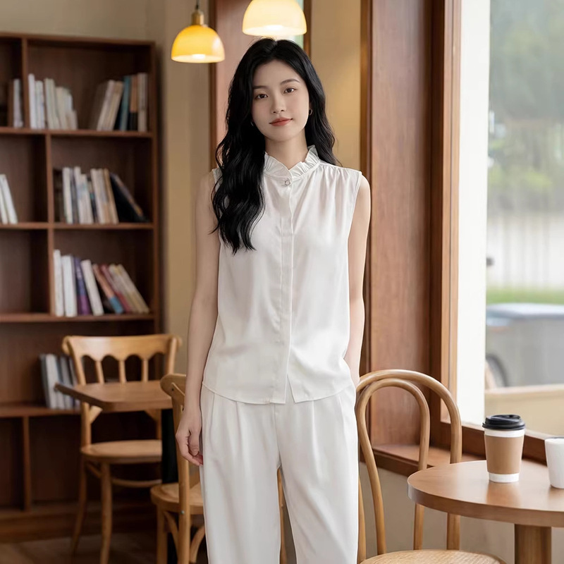 Summer New Style Ruffled Lace Collar Sleeveless Solid Color One-Button Vest Silky Satin Slimming Thin Vest for Women Summer New Style Ruffled Lace Collar Sleeveless Solid Color One-Button Vest Silky Satin Slimming Thin Vest for Women