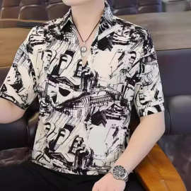 新款男士短袖碎花衬衫V领韩版潮流五分袖T恤夏季条纹宽松速干上衣