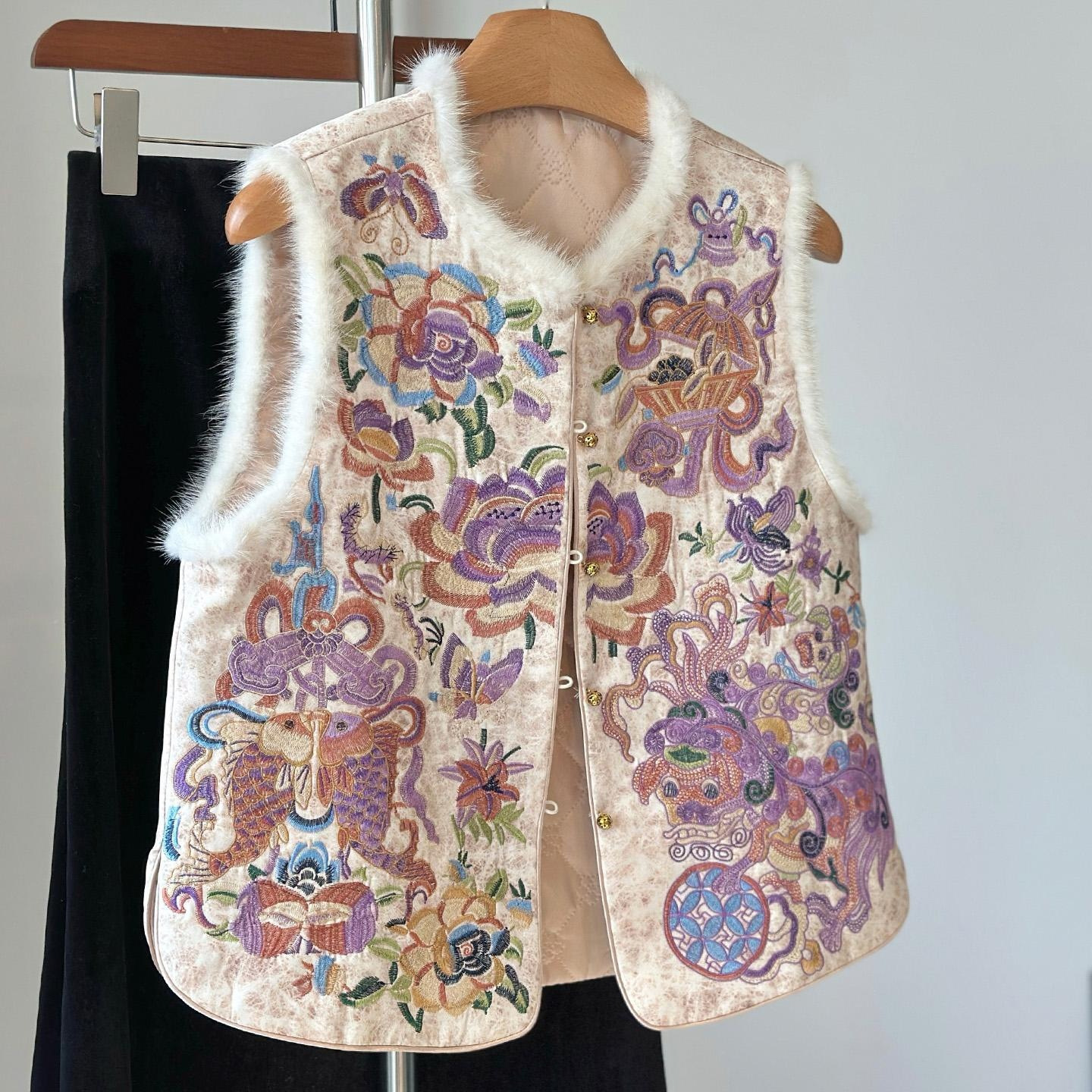 紫色重工印花新中式毛毛马甲夹棉加厚背心日常百搭国风盘扣唐装女