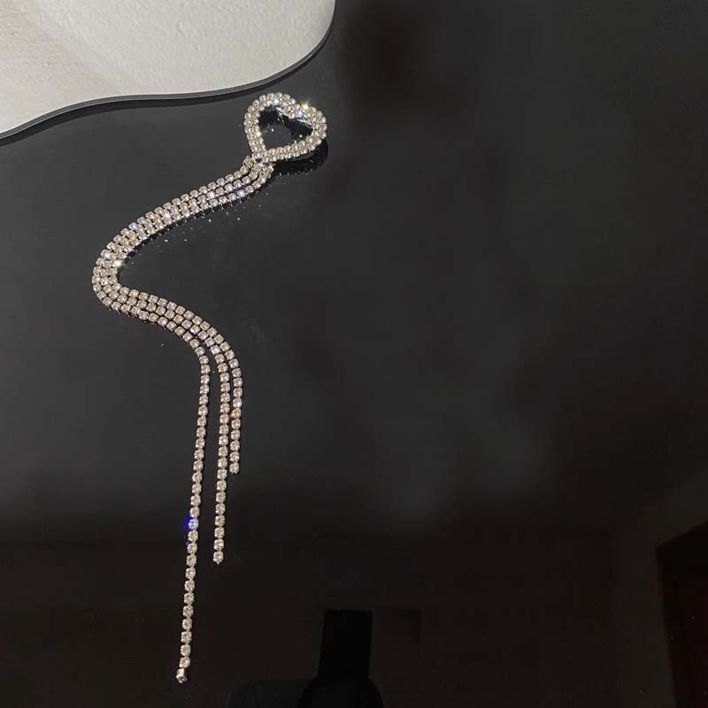 Spilla a cuore con lunghe nappe e inserti in cristallo_voghion.com