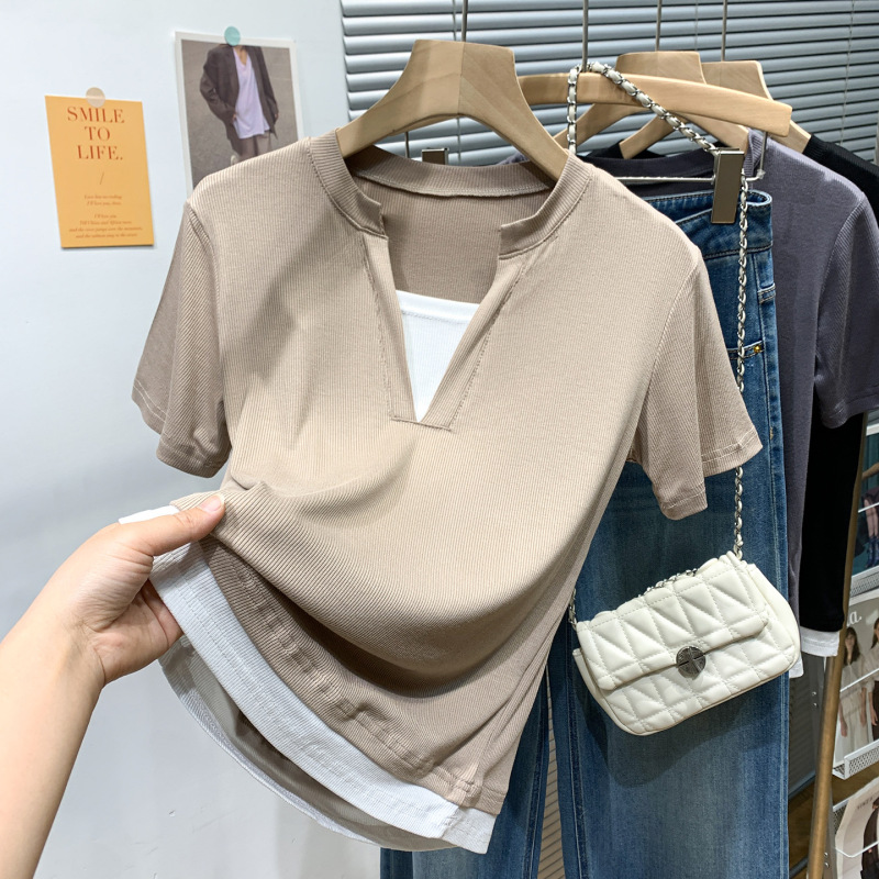 2026 Summer New Style Ribbed Faux Two-Piece V-Neck Short-Sleeve T-Shirt for Women, Loose Fit, Slimming, Tummy-Concealing, Age-Reducing Top 2026 Summer New Style Ribbed Faux Two-Piece V-Neck Short-Sleeve T-Shirt for Women, Loose Fit, Slimming, Tummy-Concealing, Age-Reducing Top