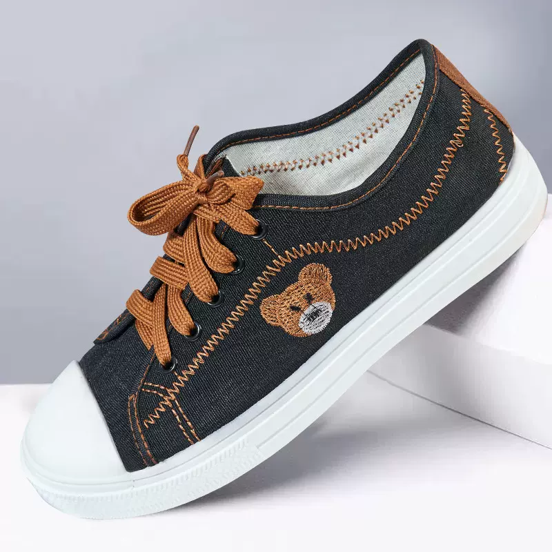 休闲布鞋女春夏款低帮透气经典百搭板鞋刺绣单鞋厂家运动休闲鞋
