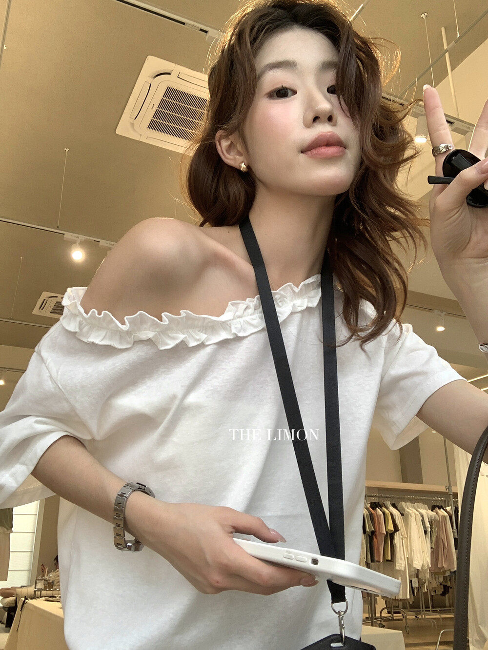 Áo thun nữ tay ngắn cổ lệch vai kết hợp ren bèo nhún phong cách Pháp — màu đen, màu trắng, Tro xi măng, Bột tím chi tiết 23