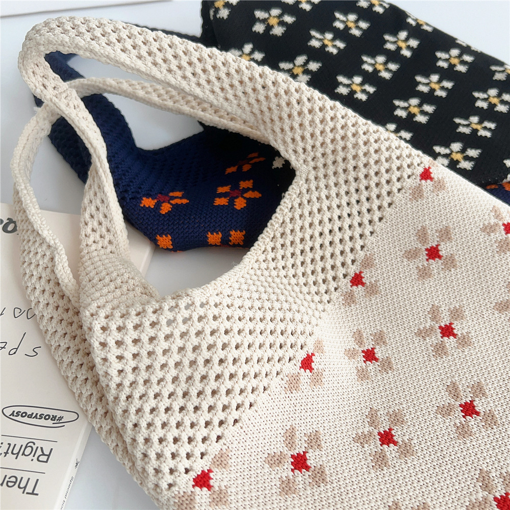 Double Shoulder Straps Strap Type Women's Medium Knit Flower Basic Classic Style Square Open Shoulder Bag