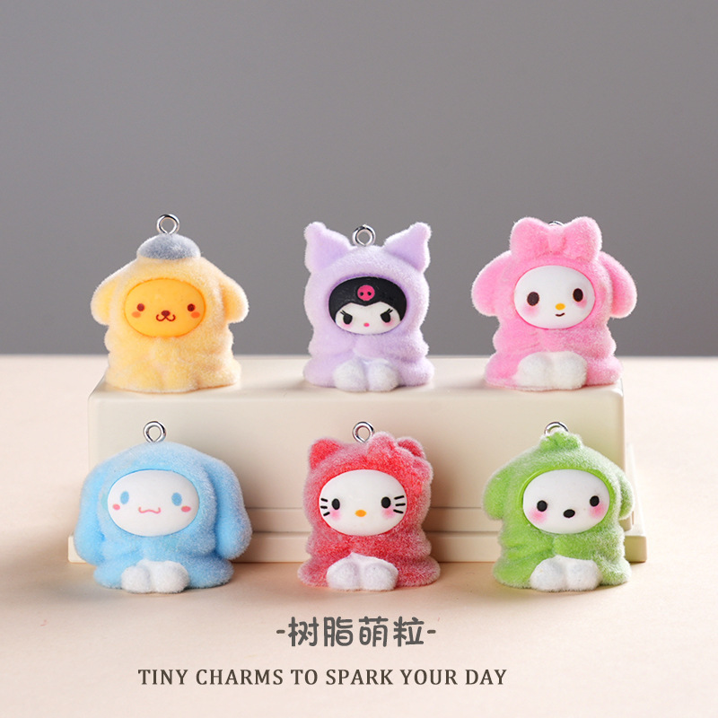 2025 New Resin Trendy Car Desktop Ornaments Keychain Backpack Pendant Flocked Sanrio