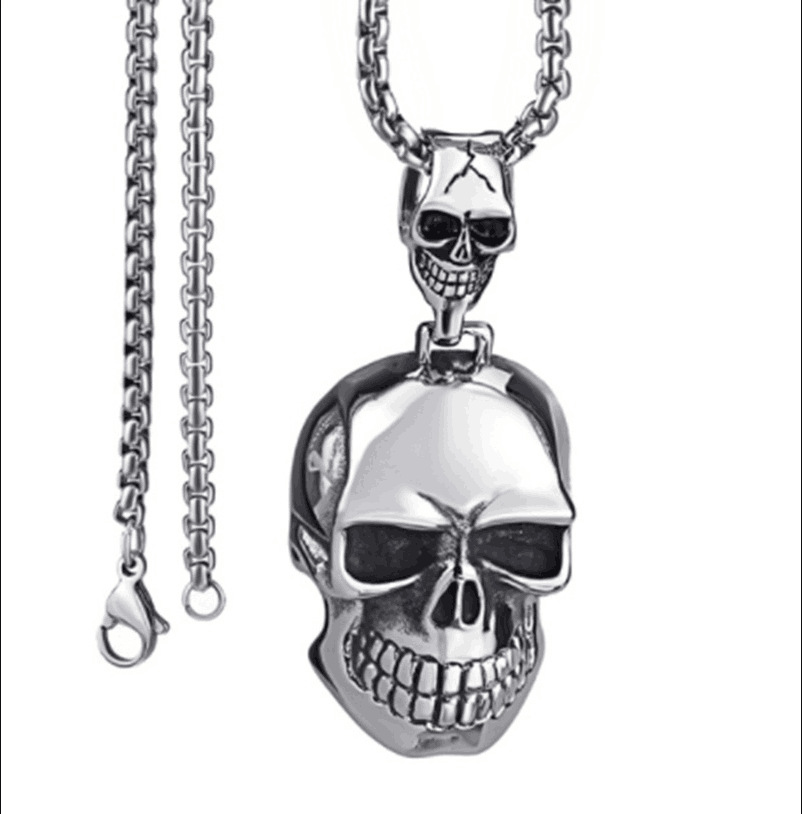 Collana minimalista in acciaio al titanio con ciondolo da uomo alla moda con personalità a testa di teschio_voghion.com