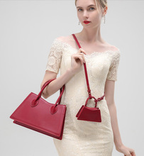 红色结婚包包2021新款潮时尚轻奢婚包女小众高级感斜跨手提新娘包