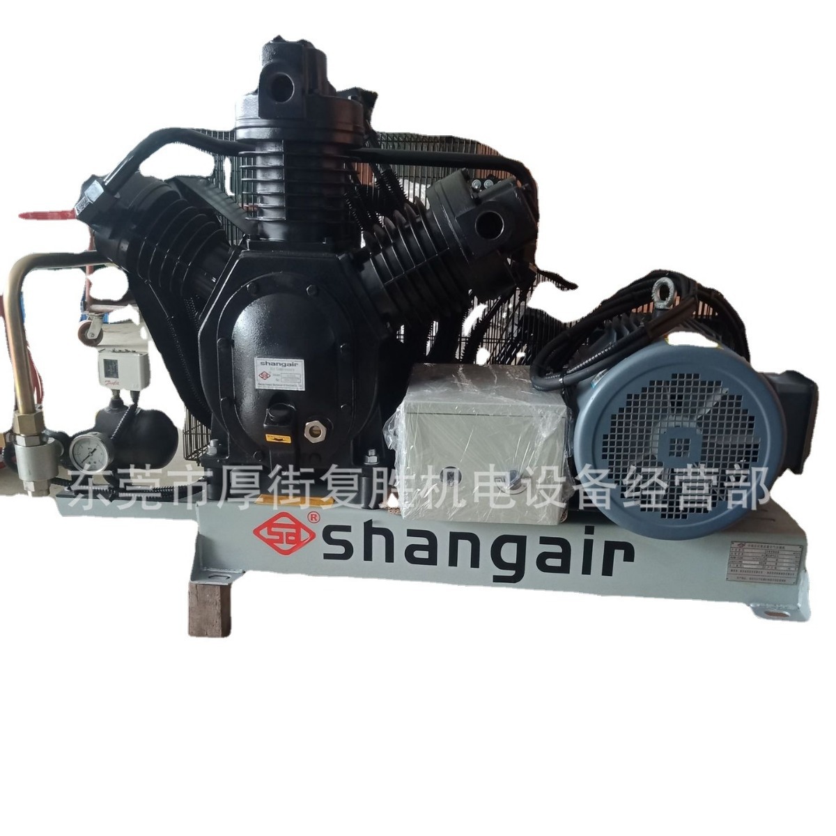 南京尚爱牌中高压活塞式吹瓶空压机09WM-1130H