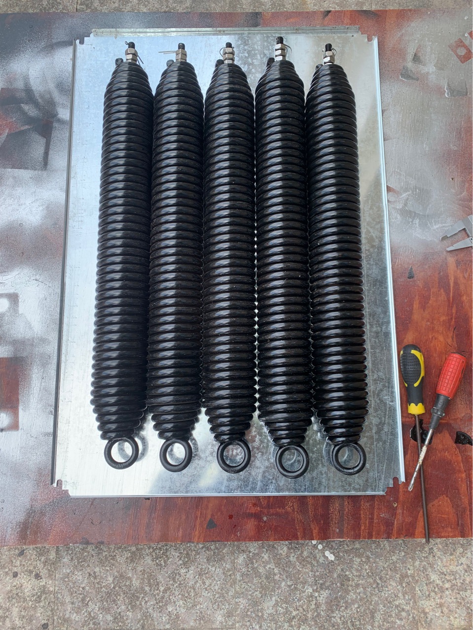 强力弹簧