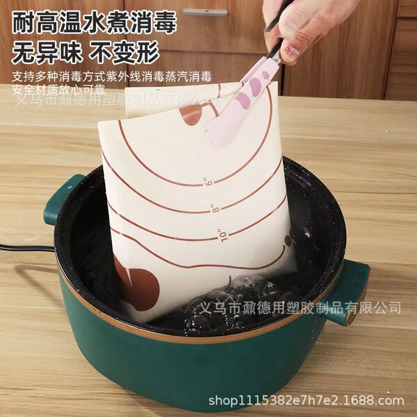 Silicone kneading mat