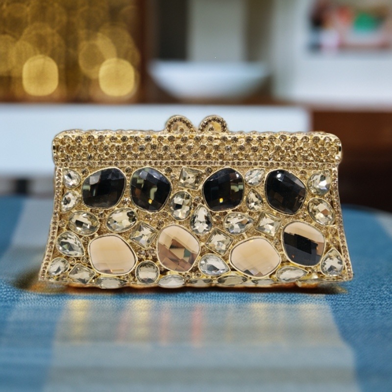 Nuevo paquete de cena de diamantes de vidrio, metal de hazel, bolso de mano de diamantes, embrague de piedra de renas