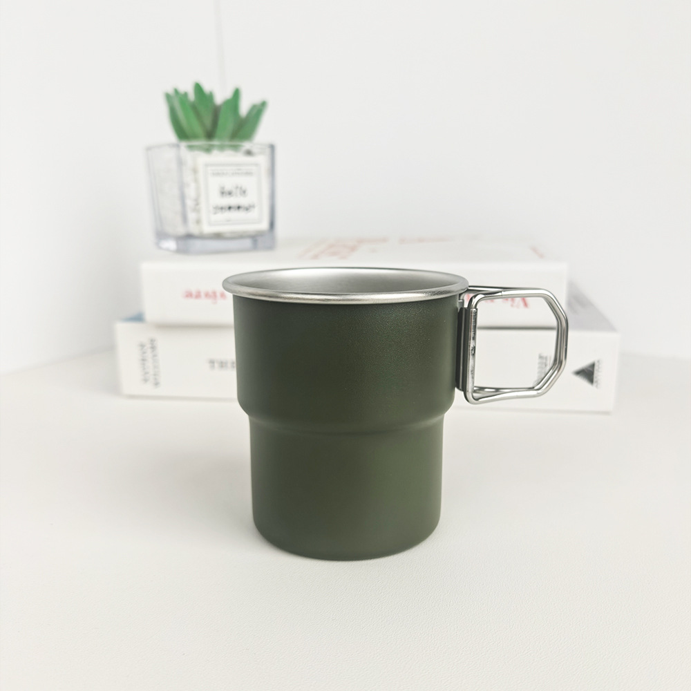 Taza de acero inoxidable para acampar al aire libre con grabado, taza de café 304, taza de agua estilo escalonado, taza portátil de una sola capa, portátil y práctica.