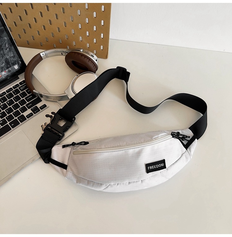 Torba, torba na klatkę piersiową typu crossbody, nisza uniwersalna 2024 nowa moda, sport, ekskluzywny styl, internetowa celebrytka torba na klatkę piersiową_voghion.com
