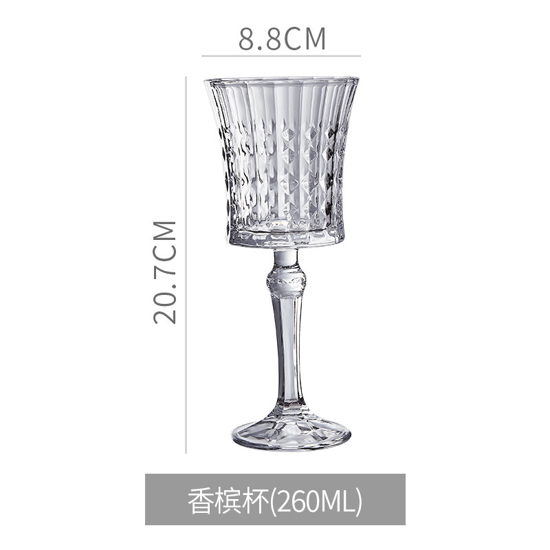 Gran copa de vino de diamante